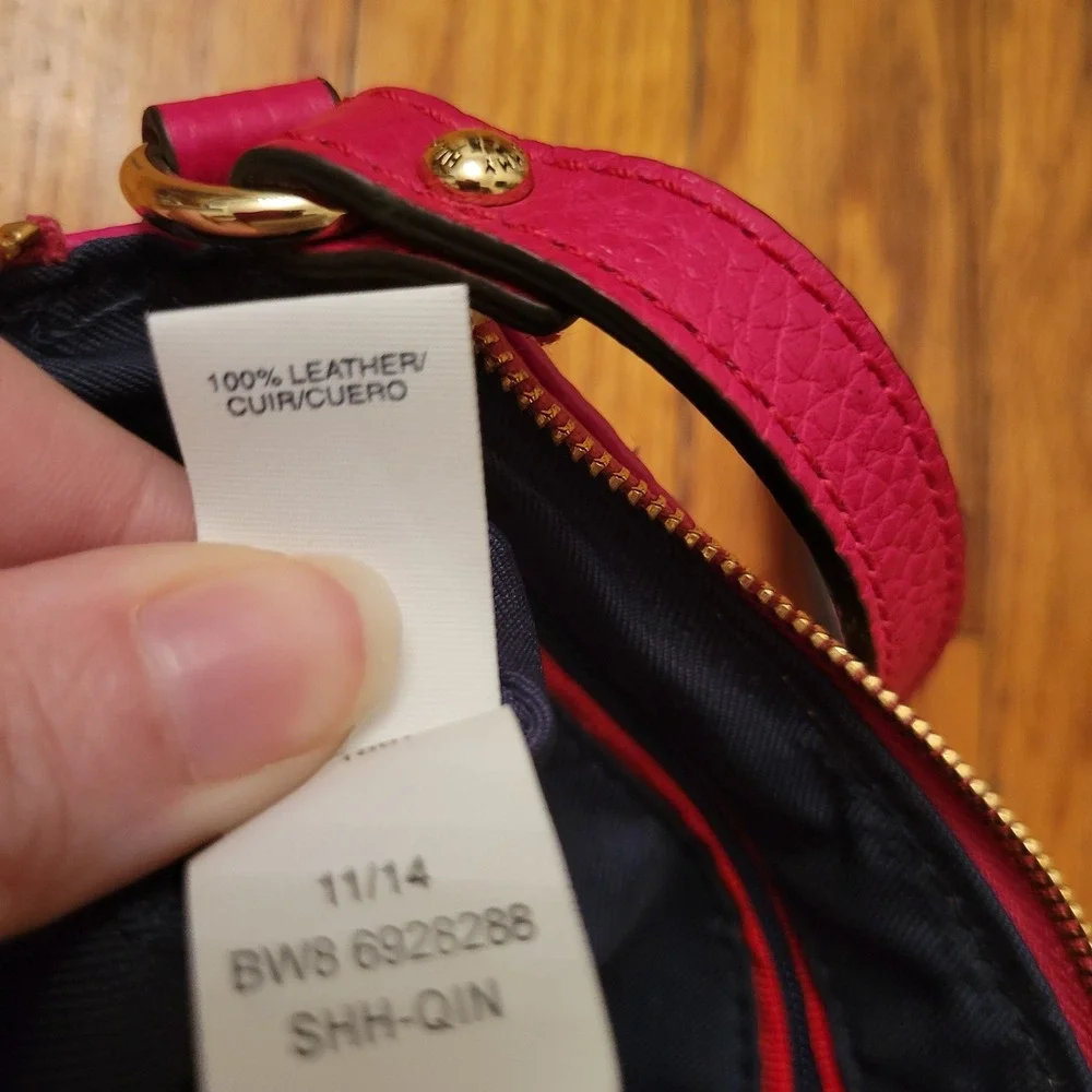 Tommy Hilfiger Crossbody Purse‎ Raspberry T Group Pebble Leather Gold Hardware